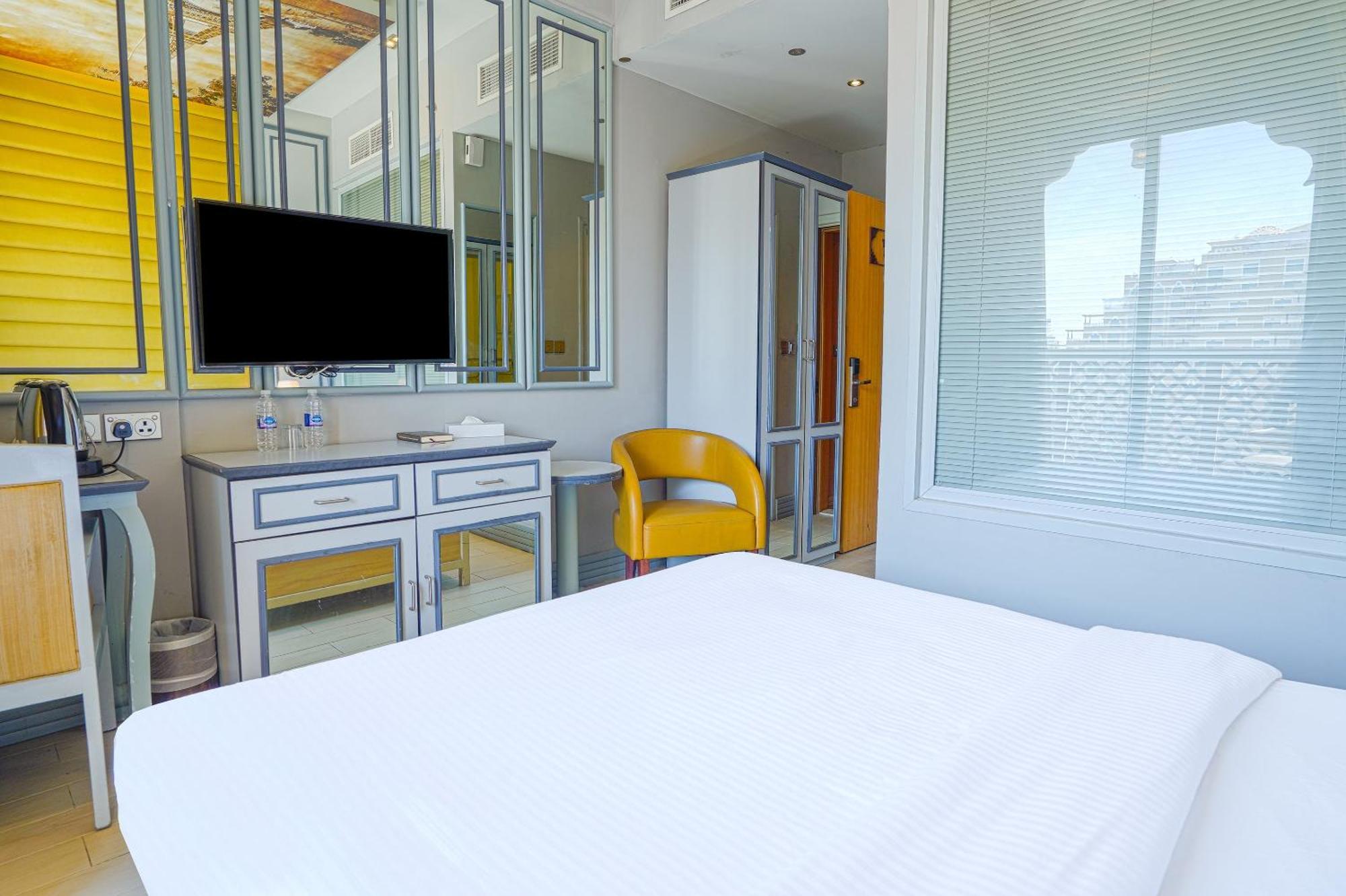 รีเฟลคชั่น โฮเต็ล Hotel ดูไบ ภายนอก รูปภาพ