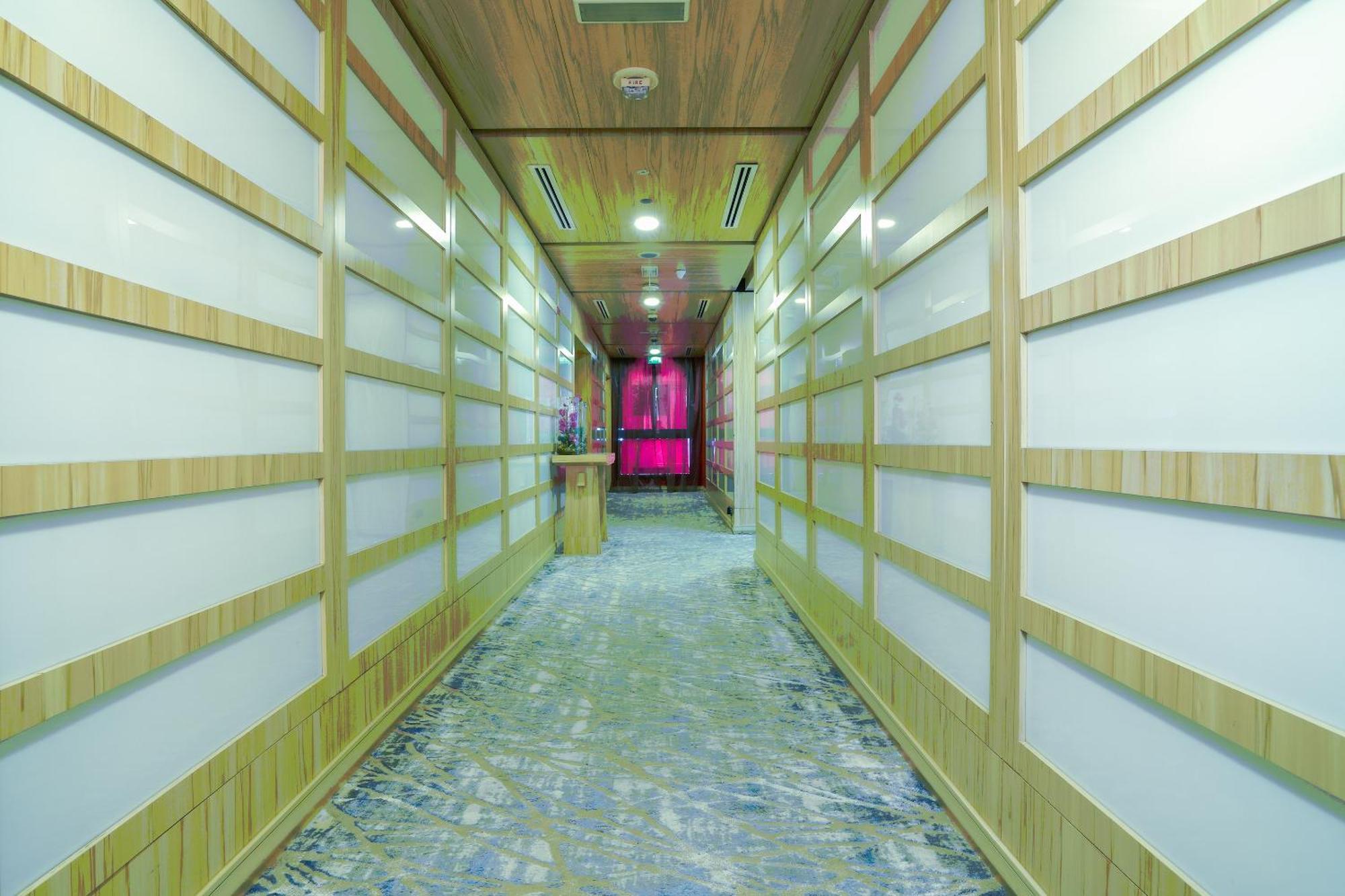 รีเฟลคชั่น โฮเต็ล Hotel ดูไบ ภายนอก รูปภาพ